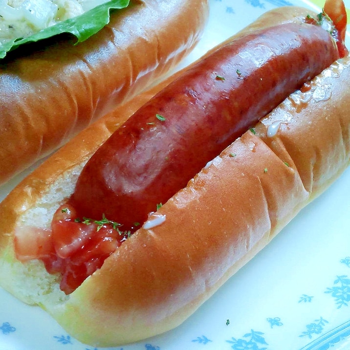 酢玉ねぎ活用♪サルサ風ホットドッグ